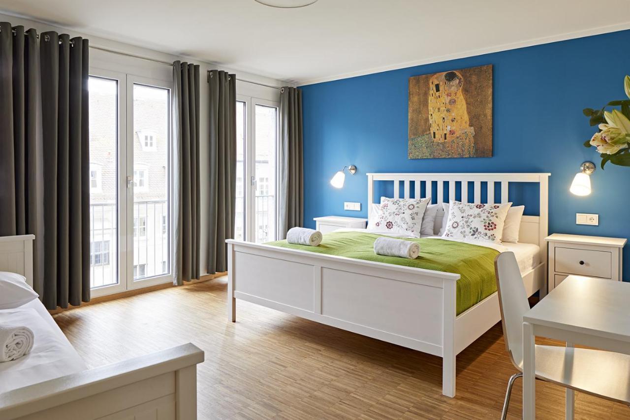 Nonstop Hotel Augsburg - Ubernacht - Hostelhotelhome Buitenkant foto