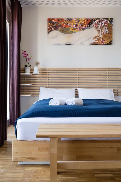 Nonstop Hotel Augsburg - Ubernacht - Hostelhotelhome Buitenkant foto