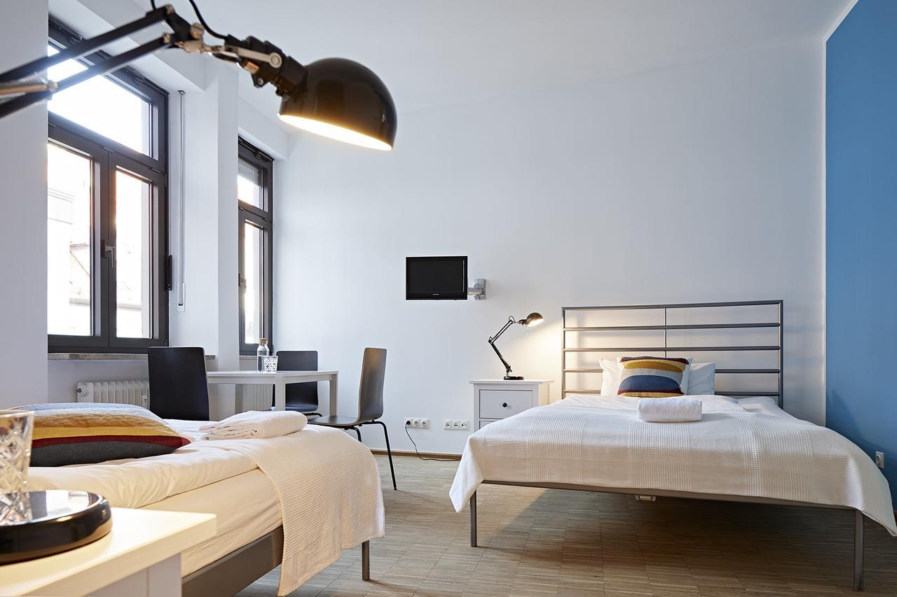 Nonstop Hotel Augsburg - Ubernacht - Hostelhotelhome Buitenkant foto