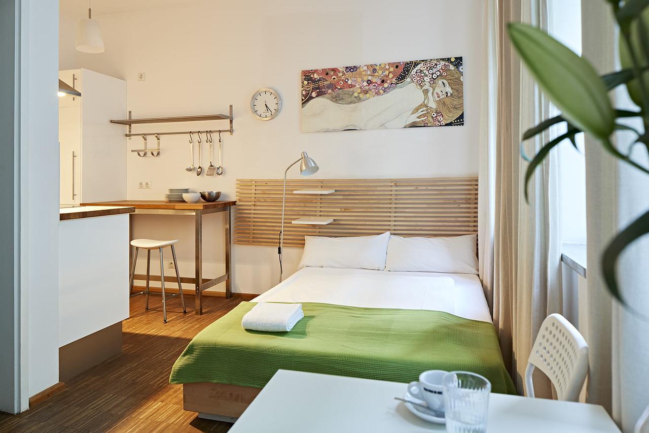Nonstop Hotel Augsburg - Ubernacht - Hostelhotelhome Buitenkant foto