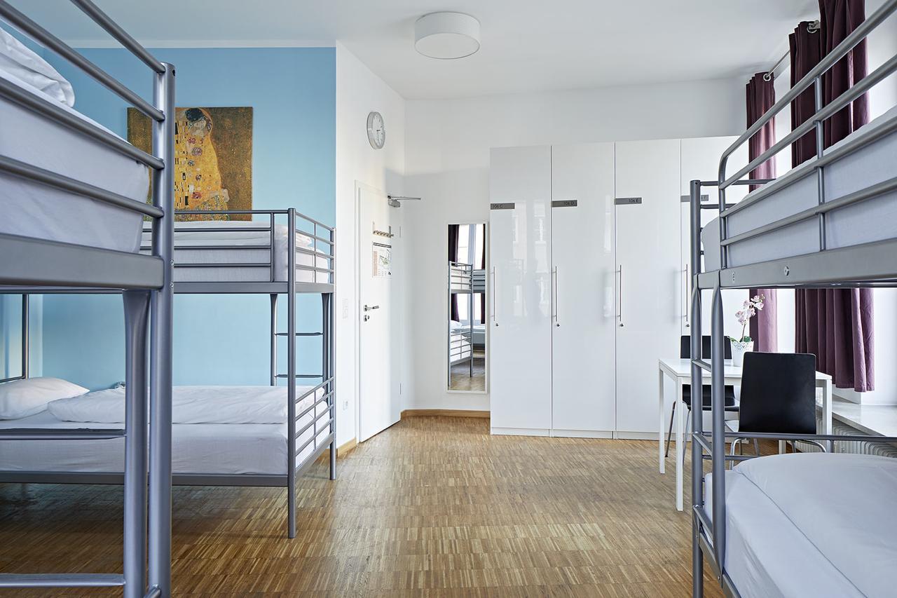 Nonstop Hotel Augsburg - Ubernacht - Hostelhotelhome Buitenkant foto