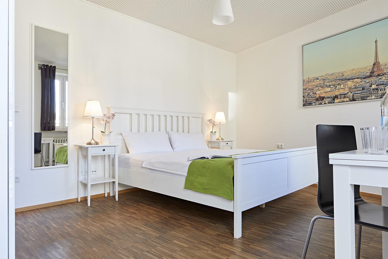 Nonstop Hotel Augsburg - Ubernacht - Hostelhotelhome Buitenkant foto